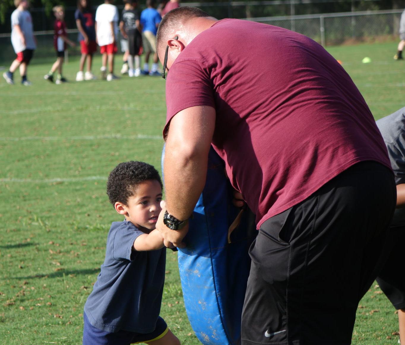 Magna Vista football camp